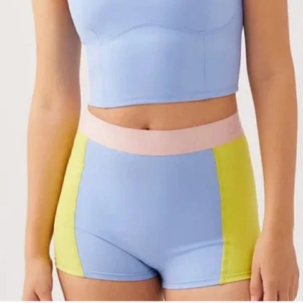 Outdoor Voices Zoom 1.5" SuperForm Fitted Bloomer Shorts Sky Lime Size XS NWT